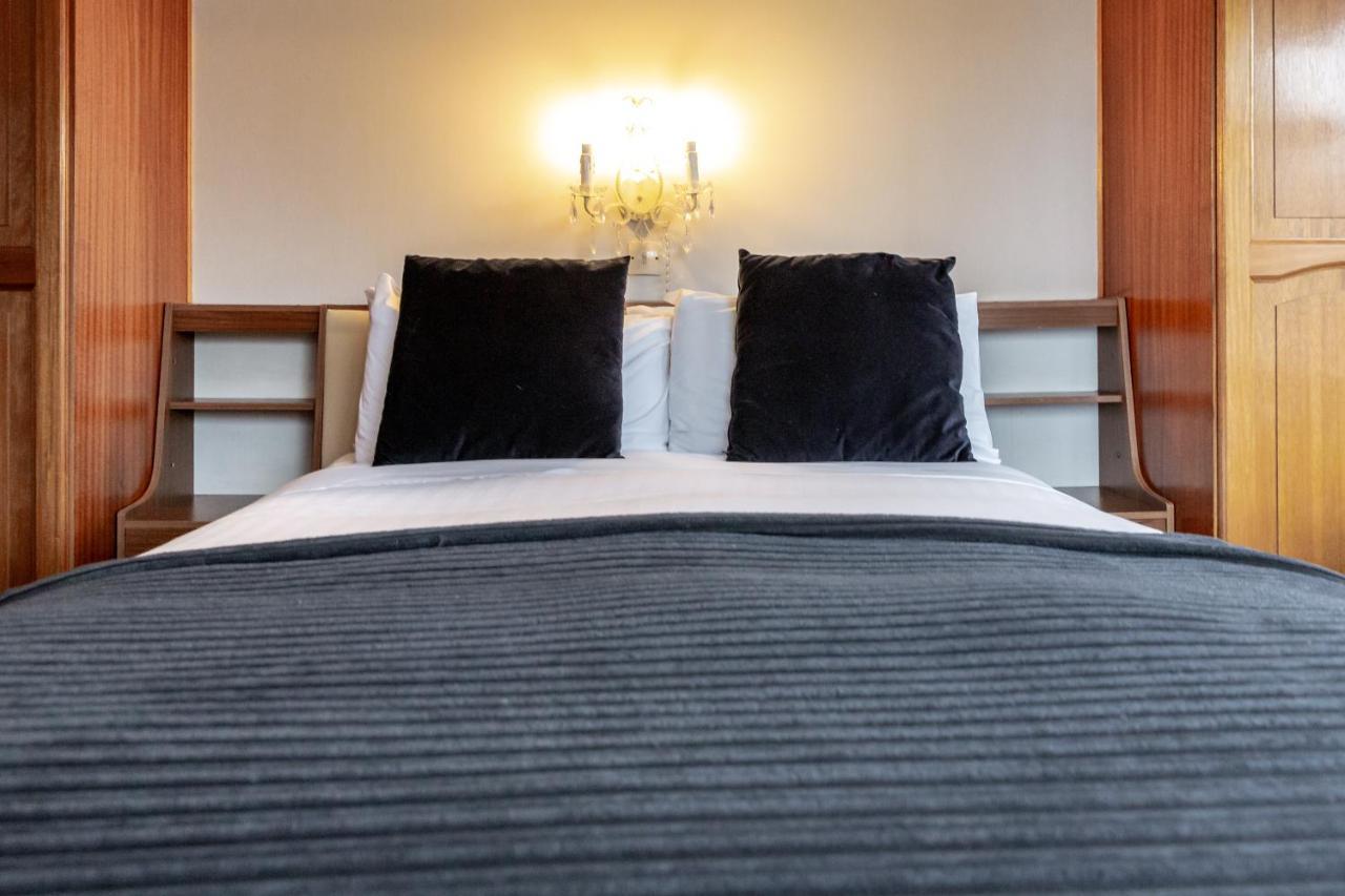 Aaron Court B&B 더블린 외부 사진